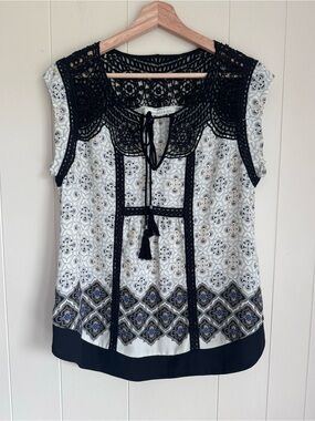Daniel Rainn Boho Lace Trim Blouse Tassel Tie Ivory Black Medallion Print Size S